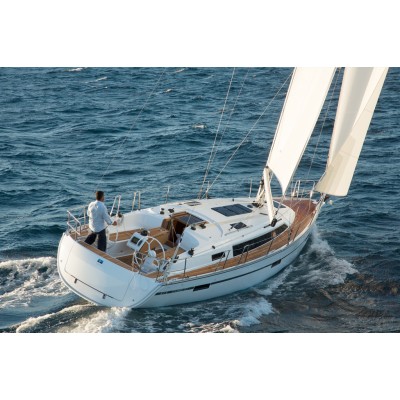 BAVARIA CRUISER 37 BAVARIA CRUISER 37