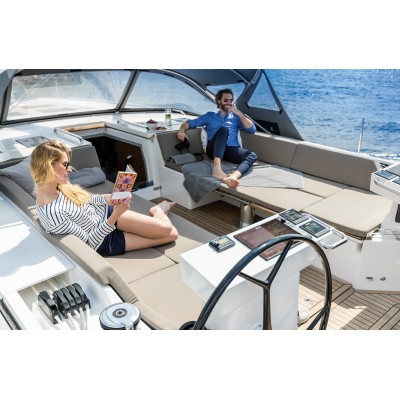 BAVARIA C57 BAVARIA C57