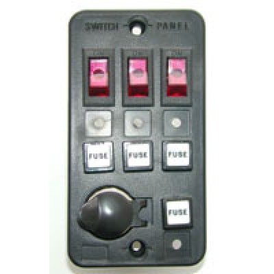 Панель выключателей с 3 клавишами, 4 предохранителями и гнездом под малый штекер
